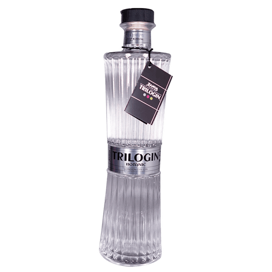Die TriloGin-Serie ist das Ergebnis einer kunstvollen Kombination aus sorgsam ausgewählten Botanicals, die diese Gins zu etwas wirklich Außergewöhnlichem machen. Wacholderbeeren, schwarzer Pfeffer, sonnengereifte Zitrusfrüchte und eine Vielzahl anderer natürlicher Ingredienzen werden meisterhaft vereint, um einzigartige und ausgewogene Geschmackserlebnisse zu kreieren.