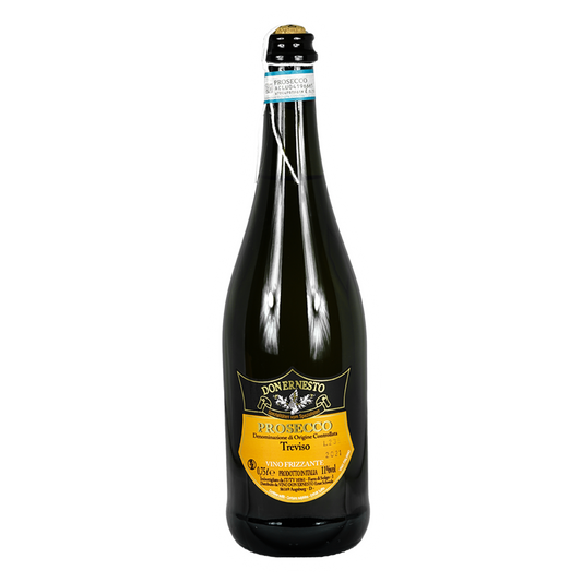 Hellgelb, vollmundig, fruchtig und leicht mit Aromen von reifem Apfel, Pfirsich und Akazienblüten. Der Prosecco ist ein echter Klassiker zu jedem Anlass. Dieser zeichnet sich besonders durch wenig Säure und viel Frucht aus, was dem Geschmack eine angenehme Balance verschafft. Der Prosecco verleiht Ihnen eine prickelnde Freude mit einzigartiger Qualität.